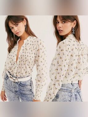 💙💛EUC Free People "Flowers in December Blouse" Ivory w/Blue💙Yellow💛Floral Sz XS